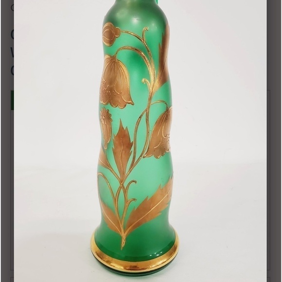 Green Frosted Bohemian Green Glass
With Gold Leaves Pitcher & Glass
Cocktail Set - Picture 6 of 8